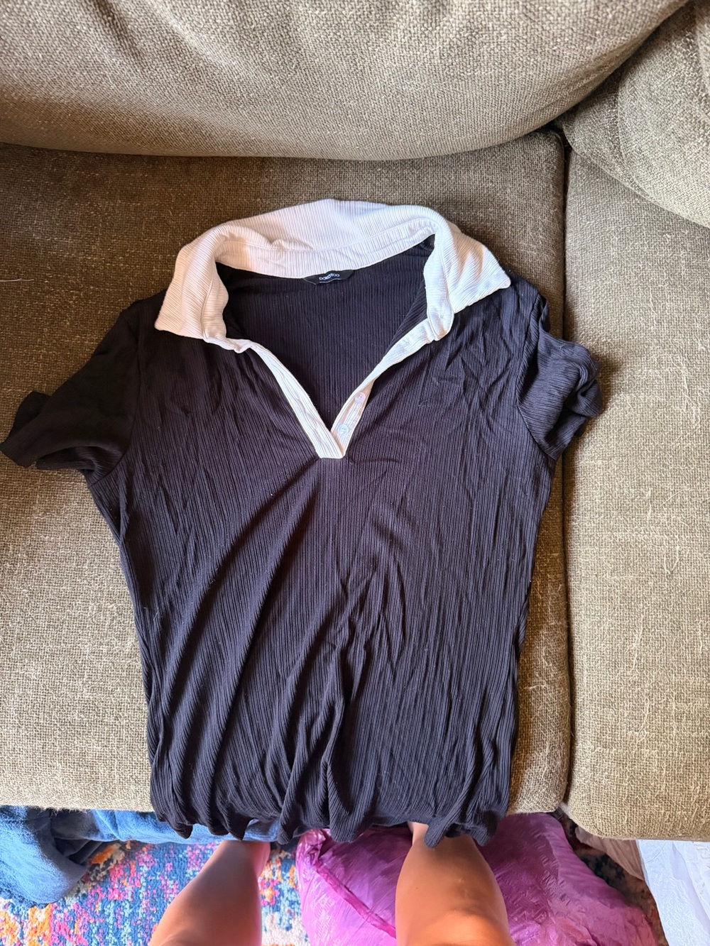 Women's Black Polo-Style Short Sleeve Top with White Collar